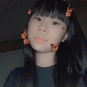 Meet your Posher, Chloé